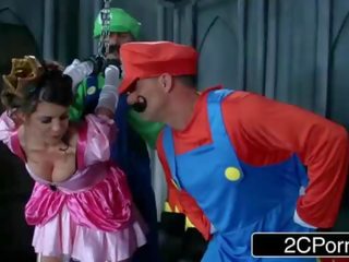 Jerk that joy stick: tremendous mario bros get busy with perizada brooklyn chase