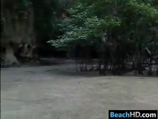 Thai tenåring gjør det på den strand