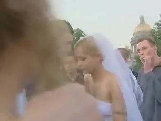 Jeune mariée en publique baise immediately immediately suivant mariage