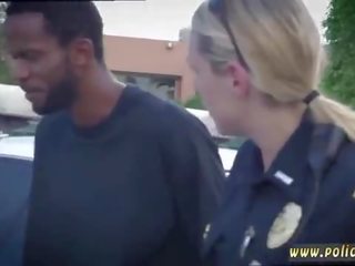 Jeg ville kjærlighet til suge av en heterofil politi og lover mann politi sokk anal