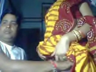 Delhi wali δελεαστικός bhabi σε saree εκτεθειμένος με σύζυγος για λεφτά