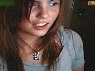 Brush Webcam adolescent 18teen 2