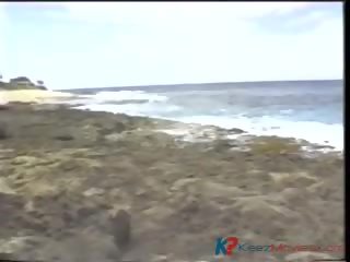 Dospelé video havajské štýl - scéna 1