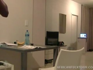 Adult clip wisata picks up ceking áfrica reged video streetwalker lakisha