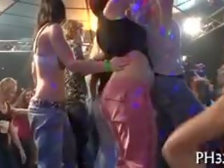 Racy e rowdy sexo clipe festa
