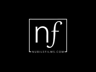Nubilefilms - 紧 的阴户 性交 和 填充 同 附带