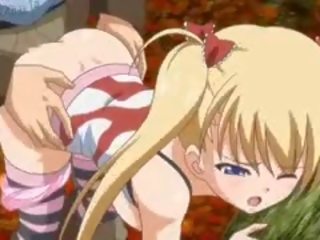 Blondýnka svůdnice anime dostane bušil