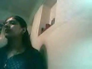 Indien enceinte femmes baise mari sur webcam
