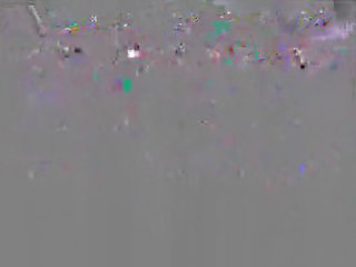 Webcam dun tiener met groot poesje