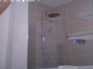 Preggo cookie tagande en dusch på webkamera
